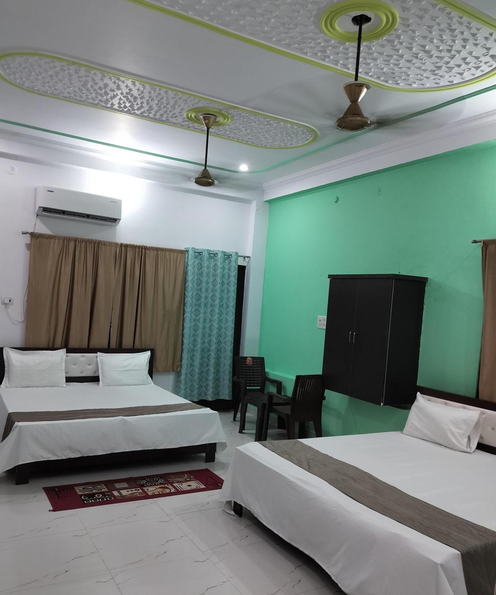 Hotel Chandrasha Villa Ayodhya Dham Ram Mandir 600 Meter Екстер'єр фото